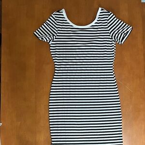 Black & White Striped Scoop Neck Bodycon Dress